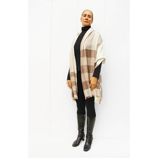 Stole finest alpaca & silk scarf beige